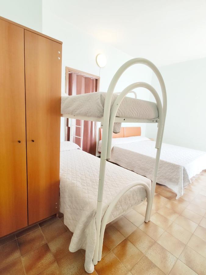 La Torre - Frontemare - Immobil Relax Villa Lido di Jesolo Exteriör bild