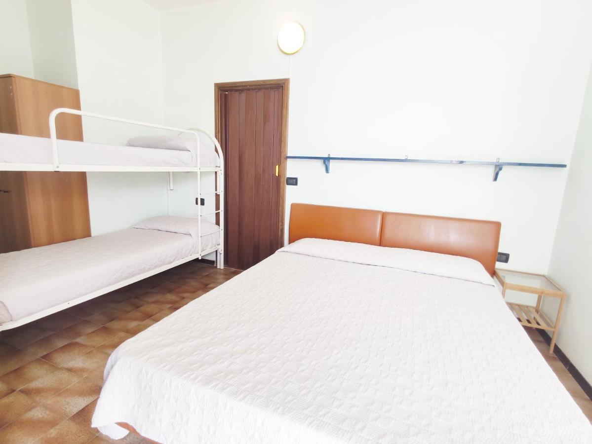 La Torre - Frontemare - Immobil Relax Villa Lido di Jesolo Exteriör bild